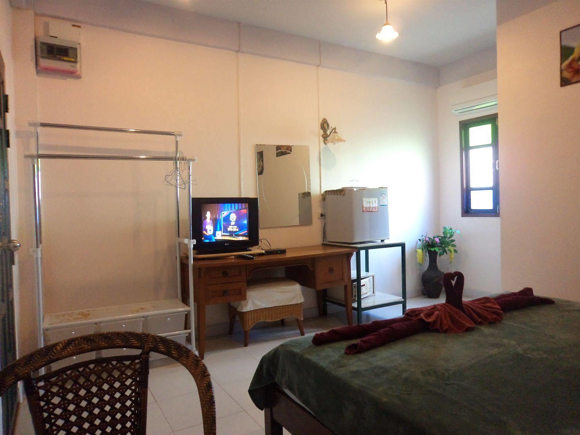 Baan Por Jai Hotel Ko Lanta Eksteriør billede