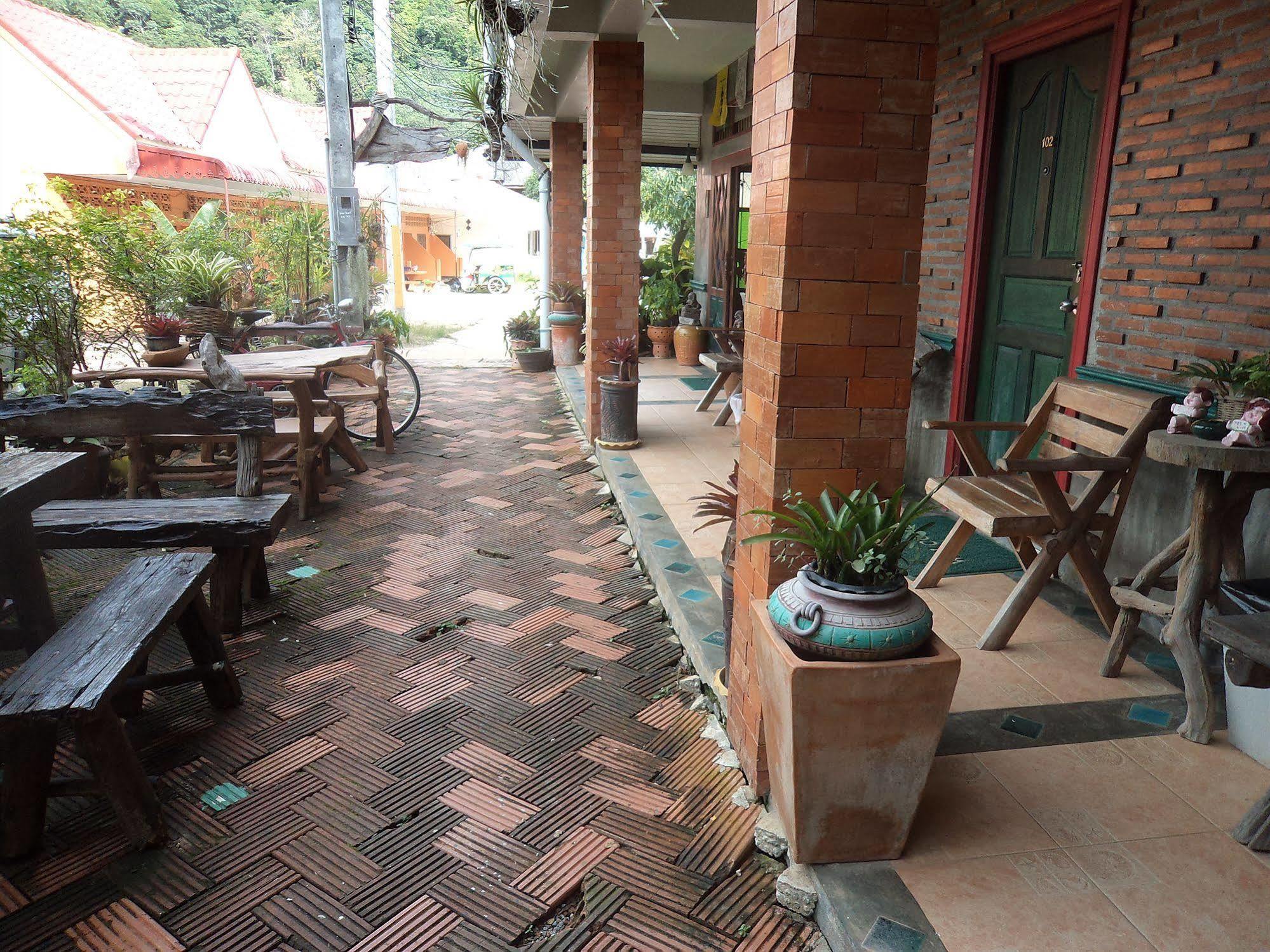Baan Por Jai Hotel Ko Lanta Eksteriør billede